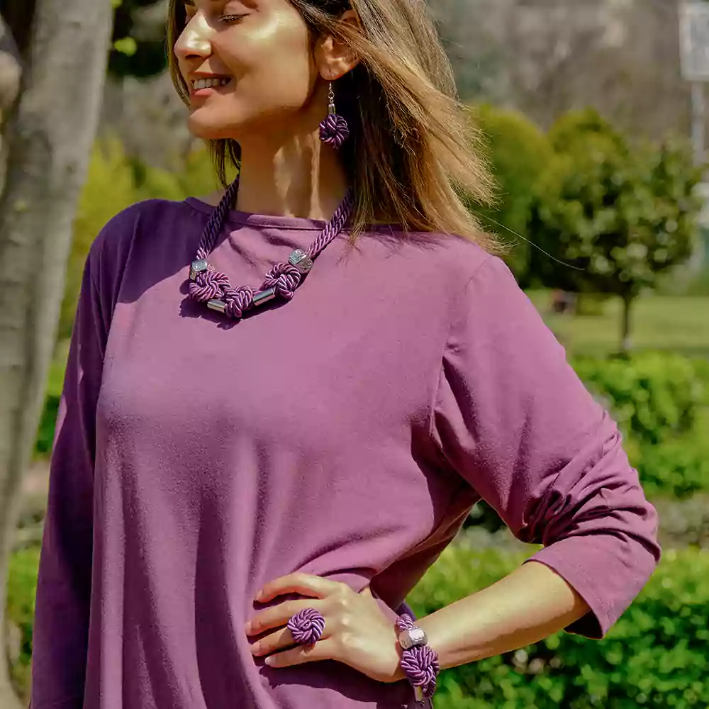 Vianoria Mor Çiçek Motifli El Yapımı Lüks Tasarım 4'lü Takı Seti - Görsel 6